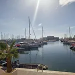 Place Διαμέρισμα *